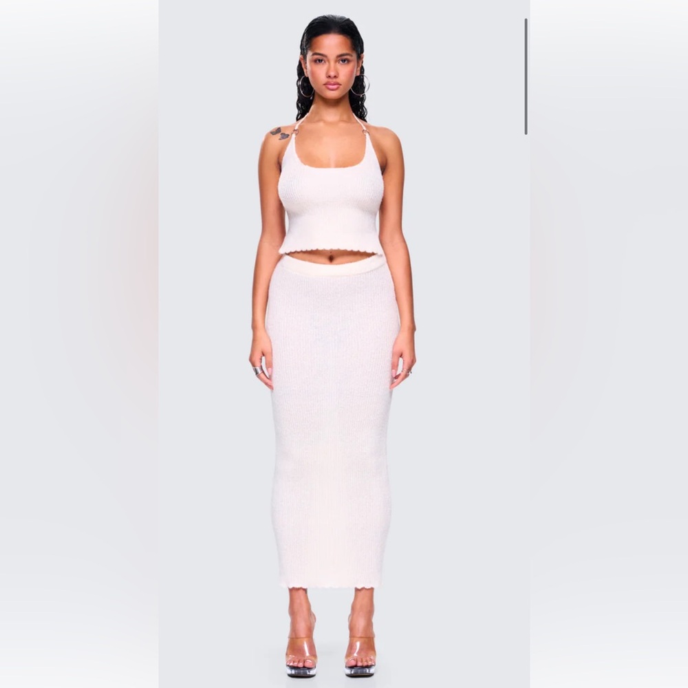 Finesse Liberty White Ribbed Knit Set - Picture 5 of 5